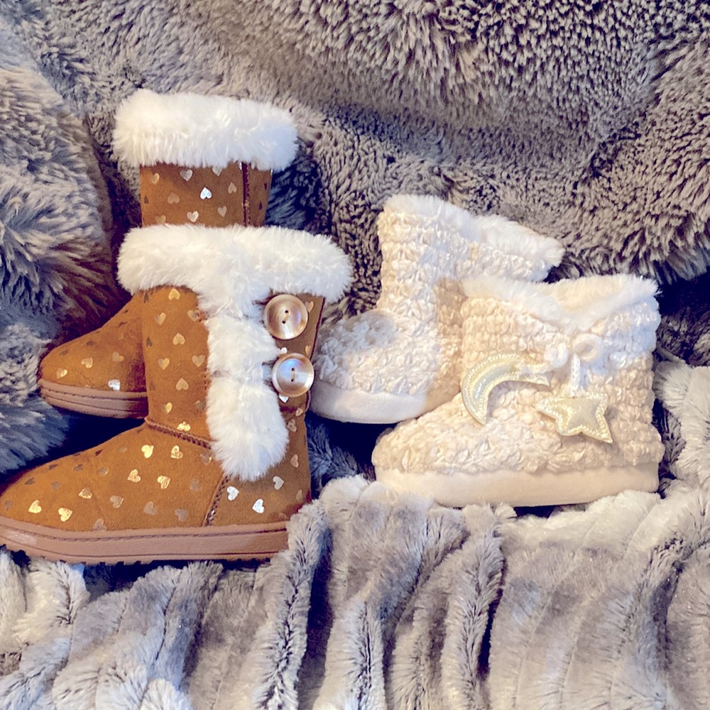 Baby slipper size 5/6 baby snow boots size 7